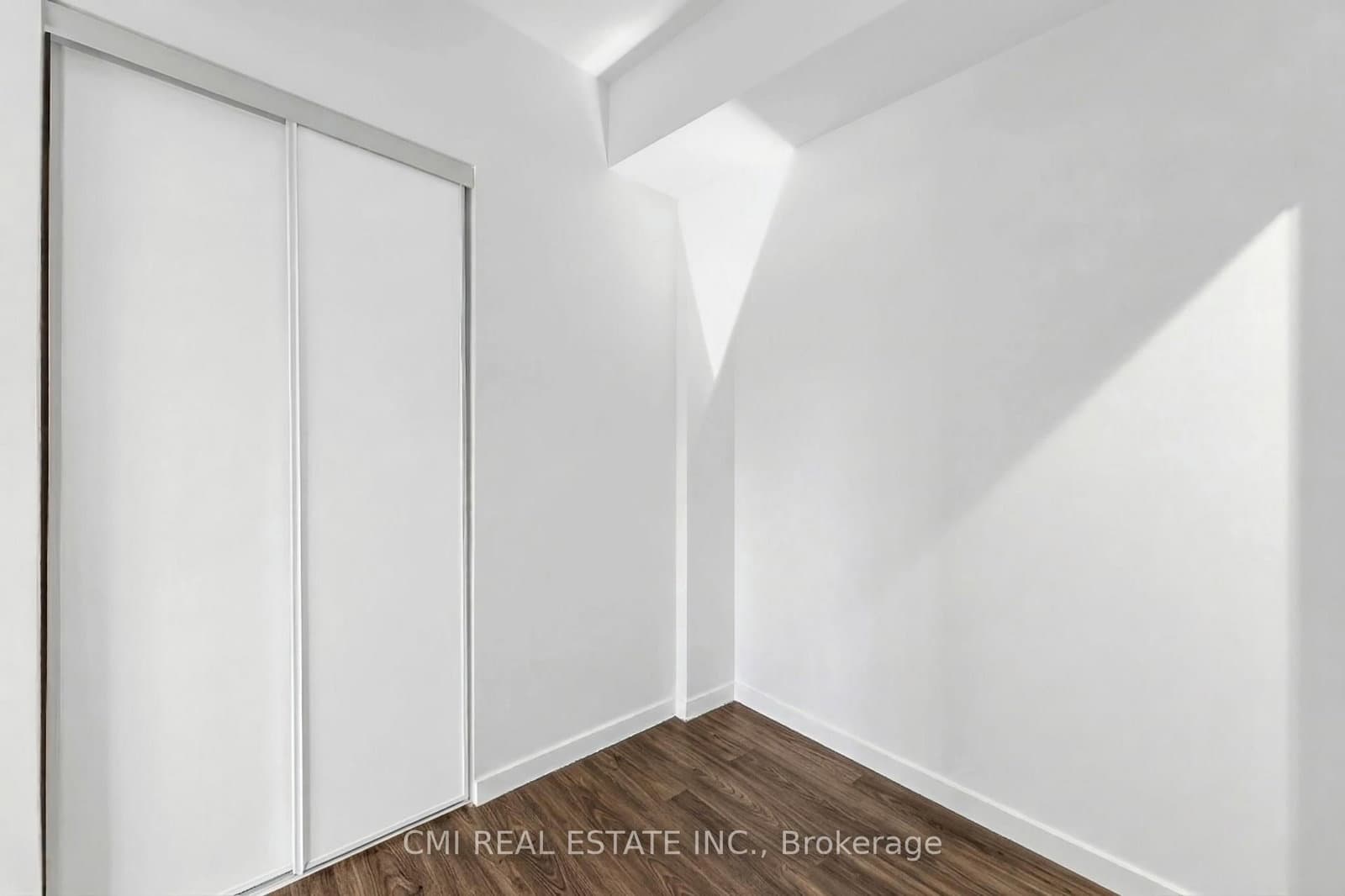 319 Jarvis Street, Unit 3207 thumbnail 7
