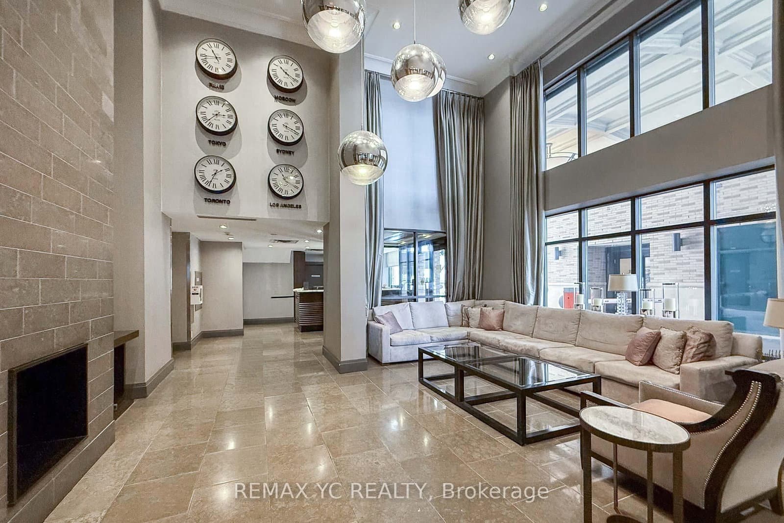 35 Hayden Street, Unit 1204 thumbnail 5