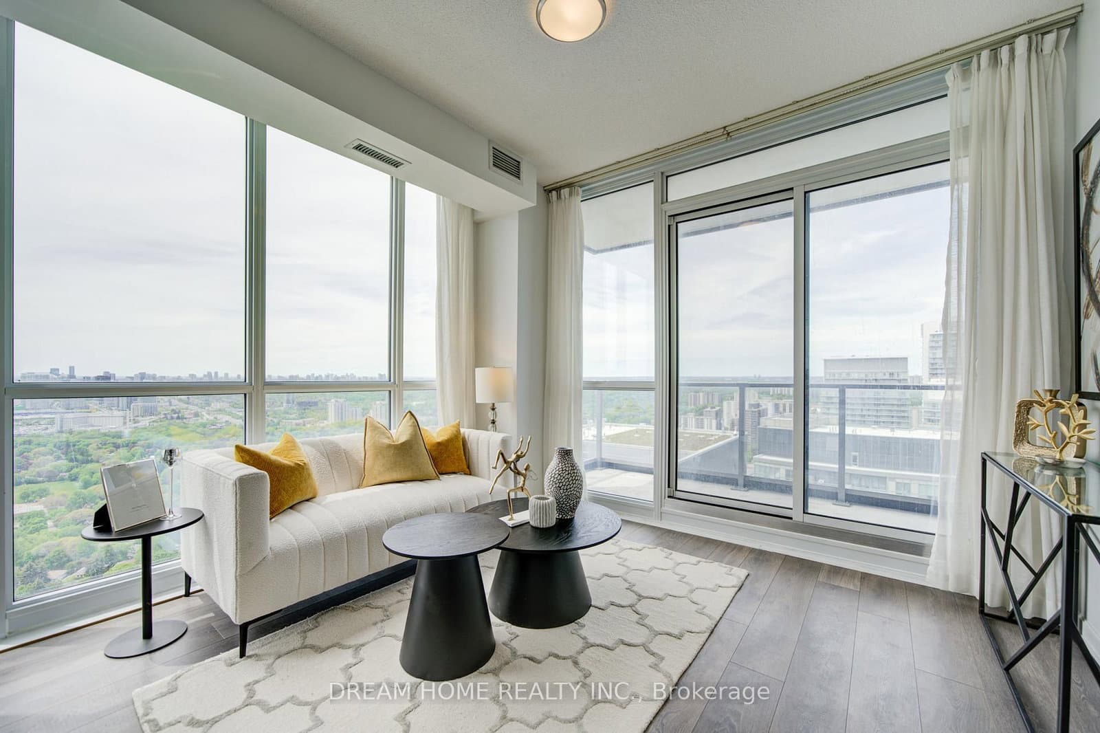 32 Forest Manor Road, Unit 2902 thumbnail 12