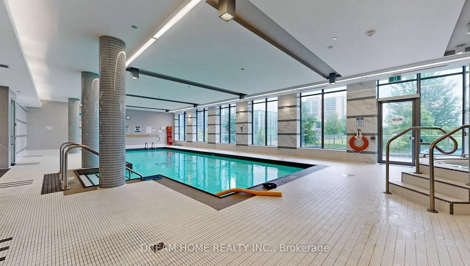 32 Forest Manor Road, Unit 2902 thumbnail 36