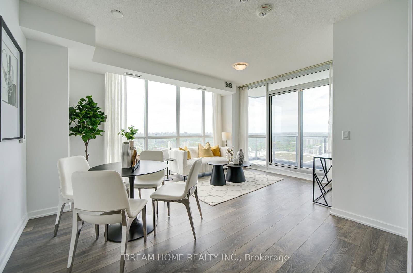 32 Forest Manor Road, Unit 2902 thumbnail 6