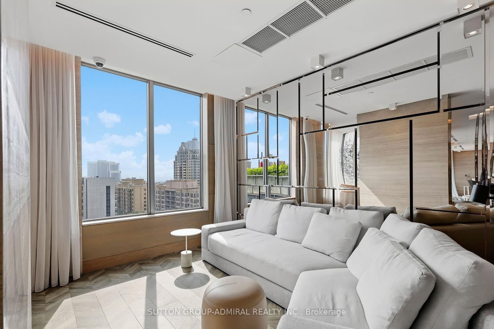 7 Kenaston Gardens, Unit 124 thumbnail 6