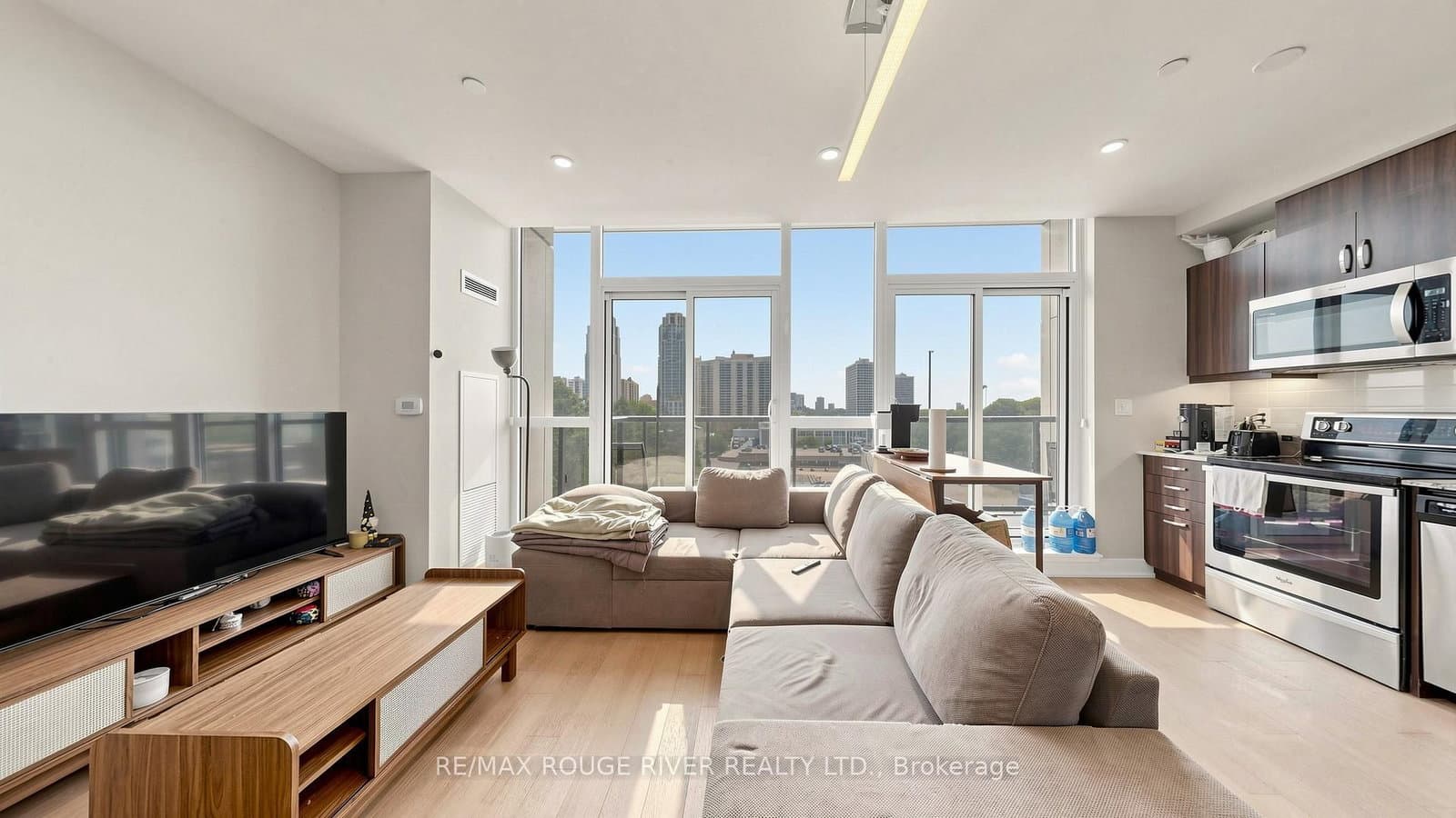 1486 Bathurst Street, Unit 503 thumbnail 2