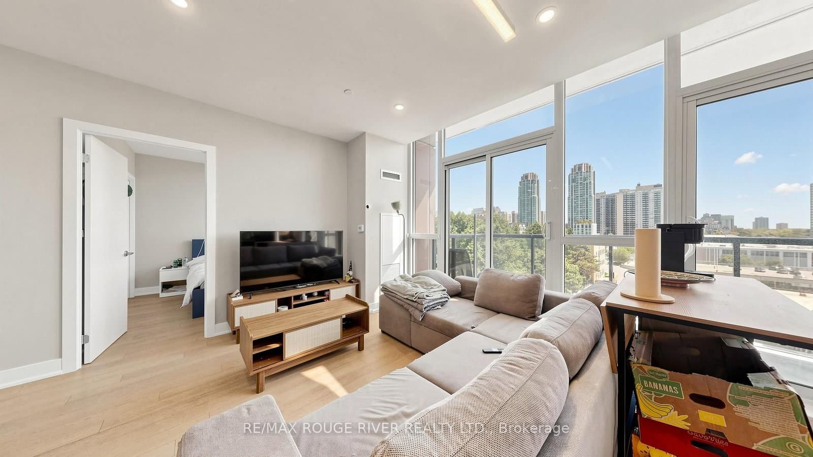 1486 Bathurst Street, Unit 503 thumbnail 4