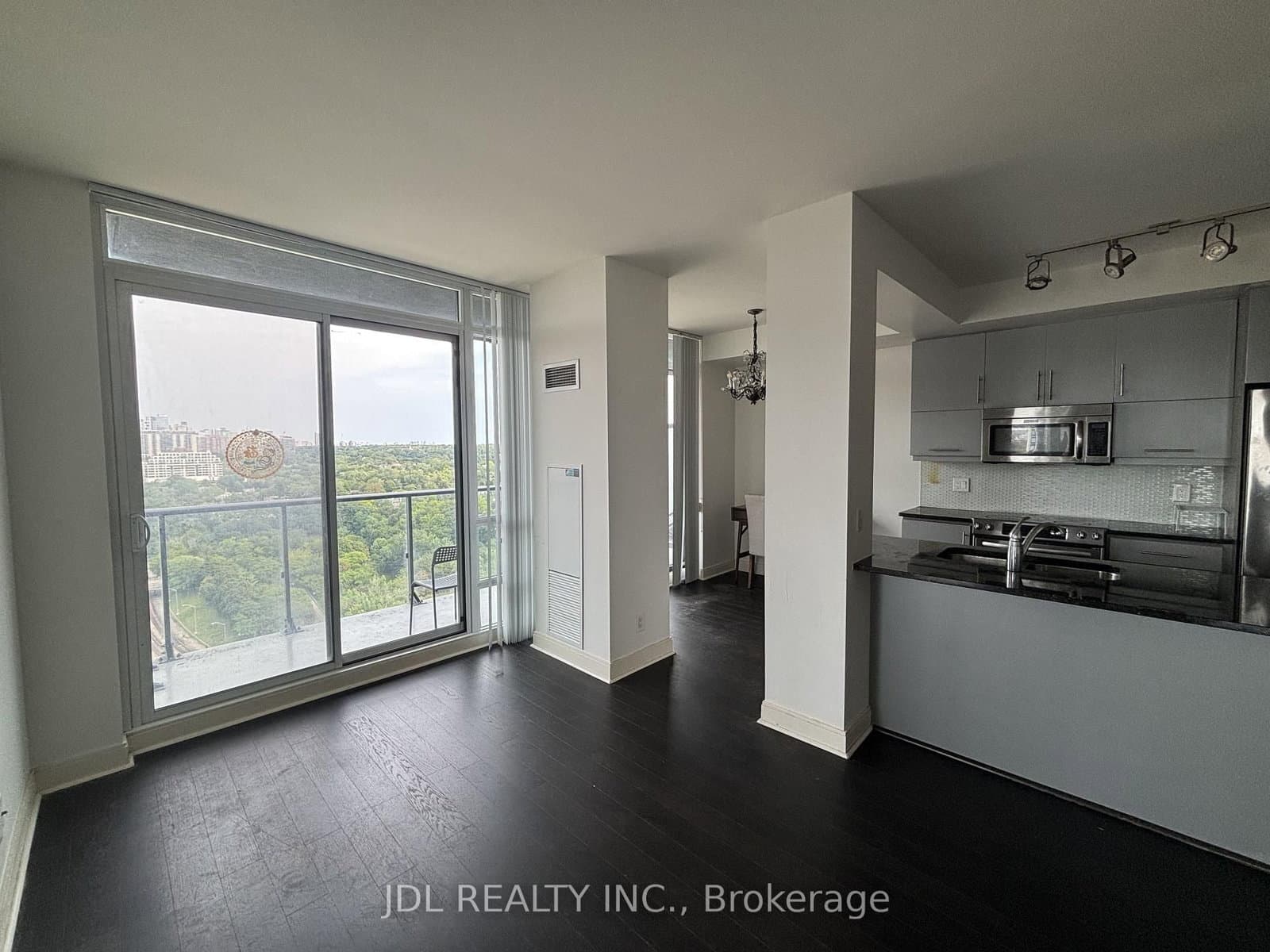 825 Church Street, Unit 2202 thumbnail 8