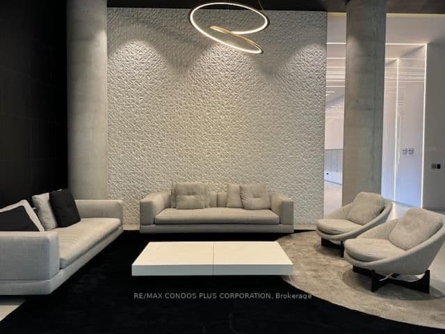 158 Front Street E, Unit 403 thumbnail 4