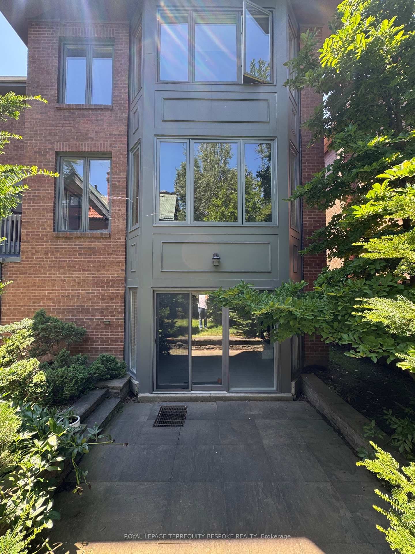 1 Scarth Road thumbnail 44