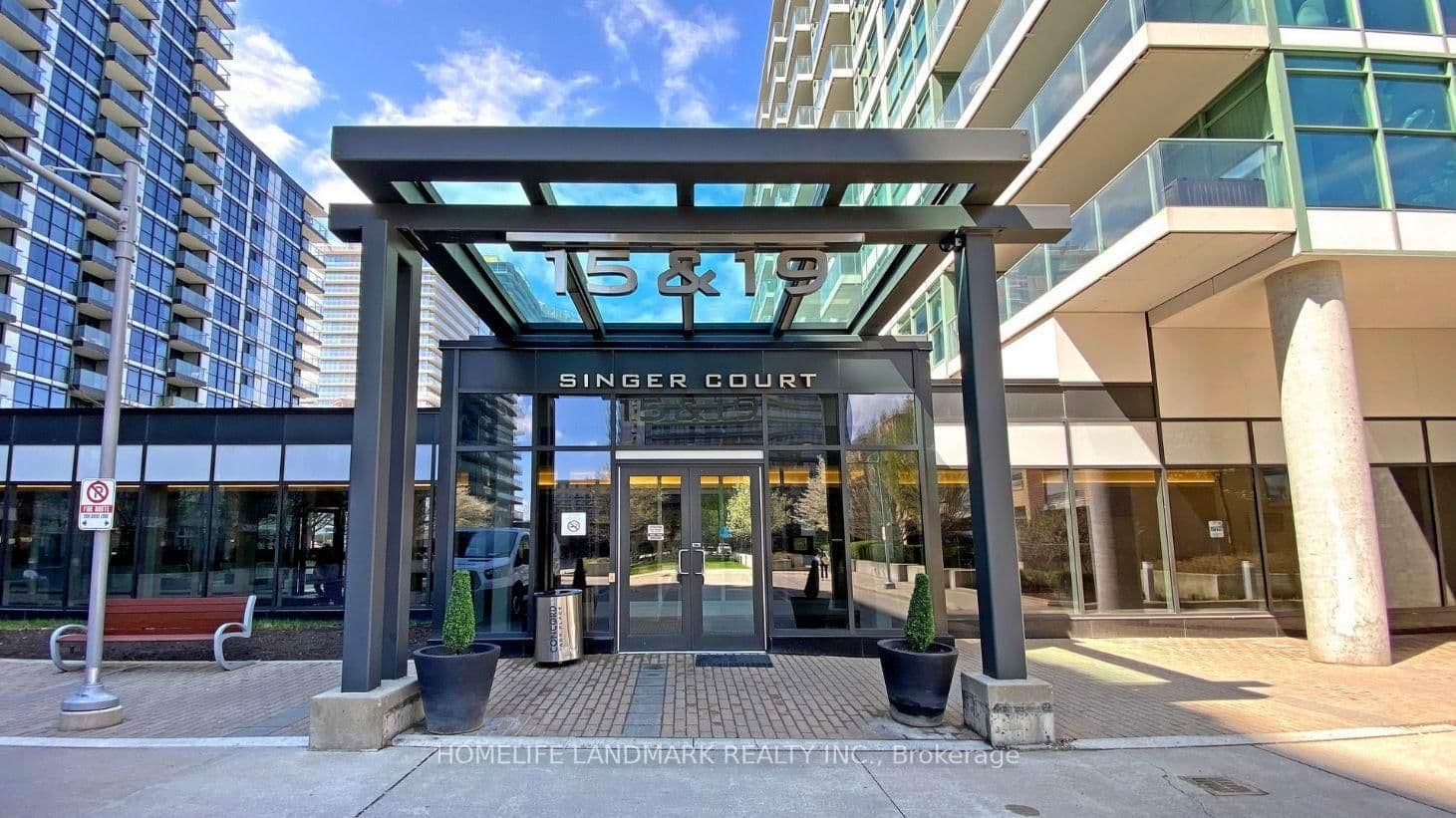15 Singer Court, Unit 305 thumbnail 3