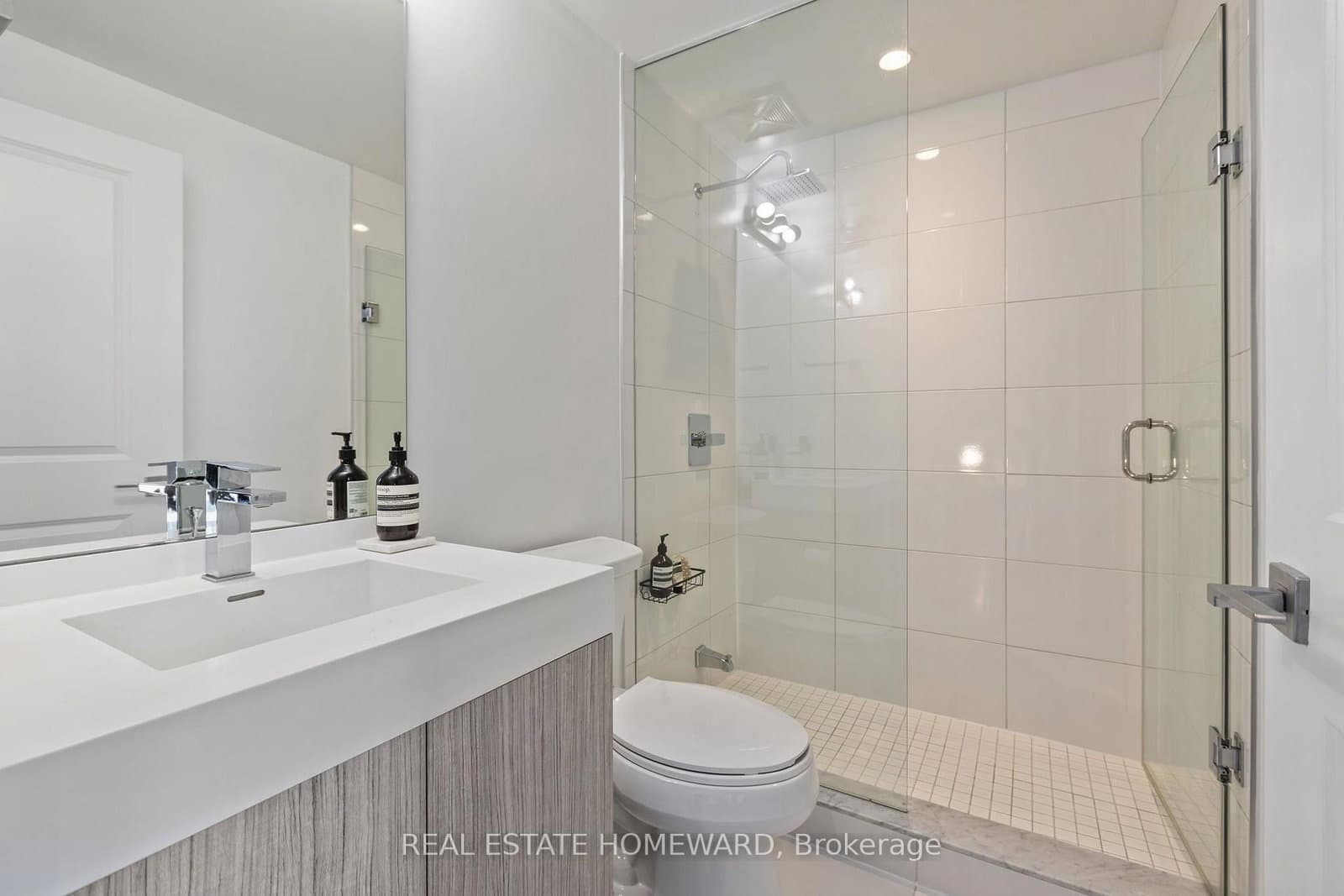 251 Jarvis Street, Unit 2006 thumbnail 15