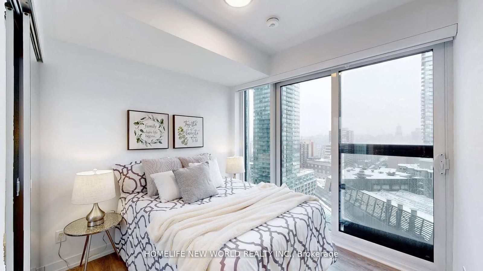 771 Yonge Street, Unit 1908 thumbnail 25