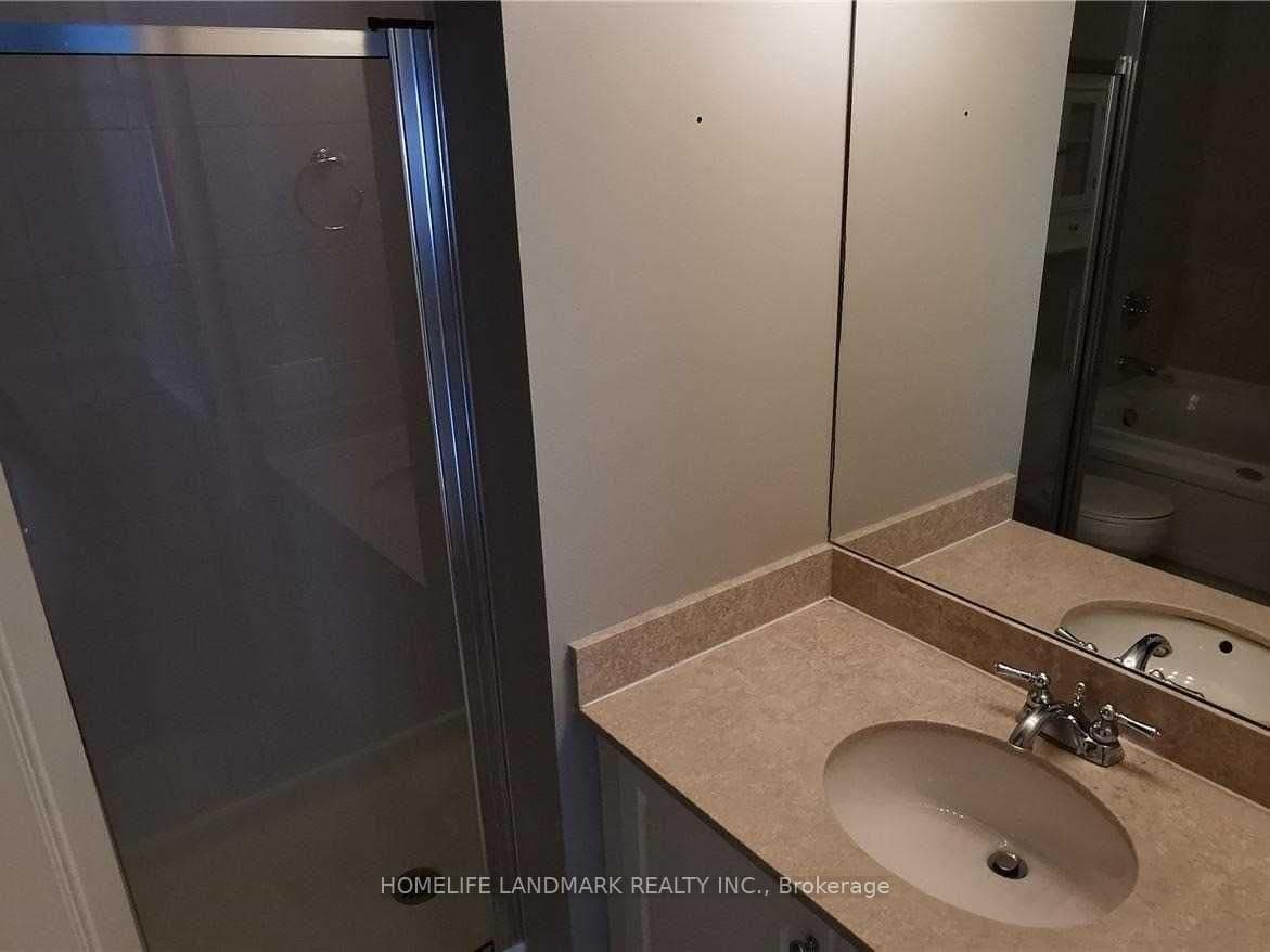 18 William Carson Crescent, Unit 304 thumbnail 12