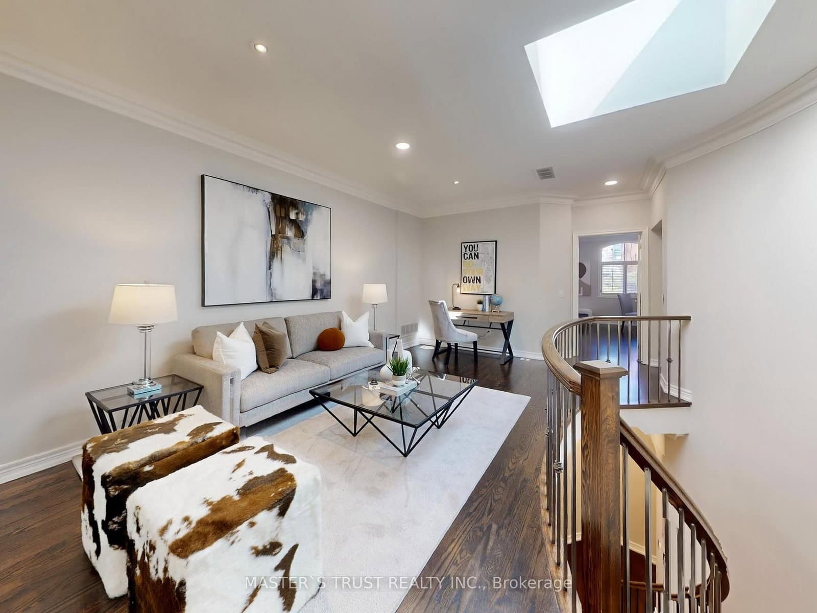 260 Russell Hill Road, Unit 11 thumbnail 17