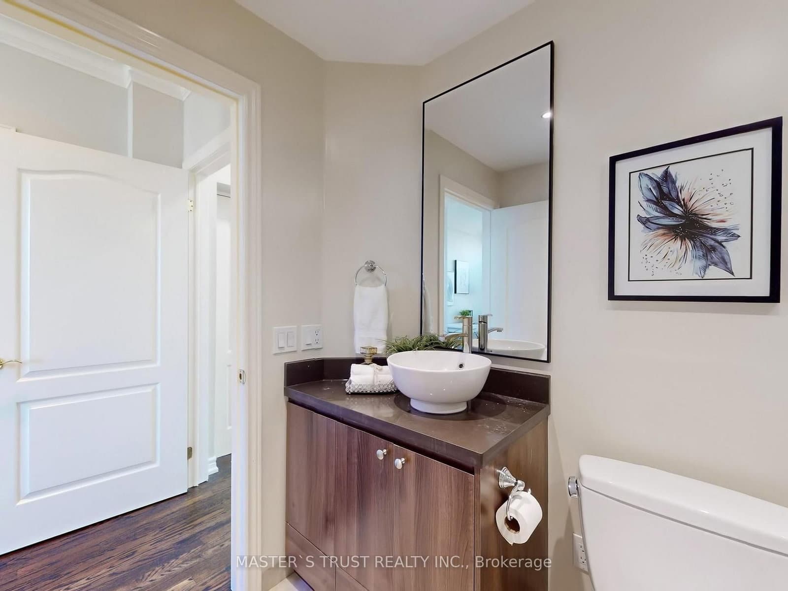 260 Russell Hill Road, Unit 11 thumbnail 20