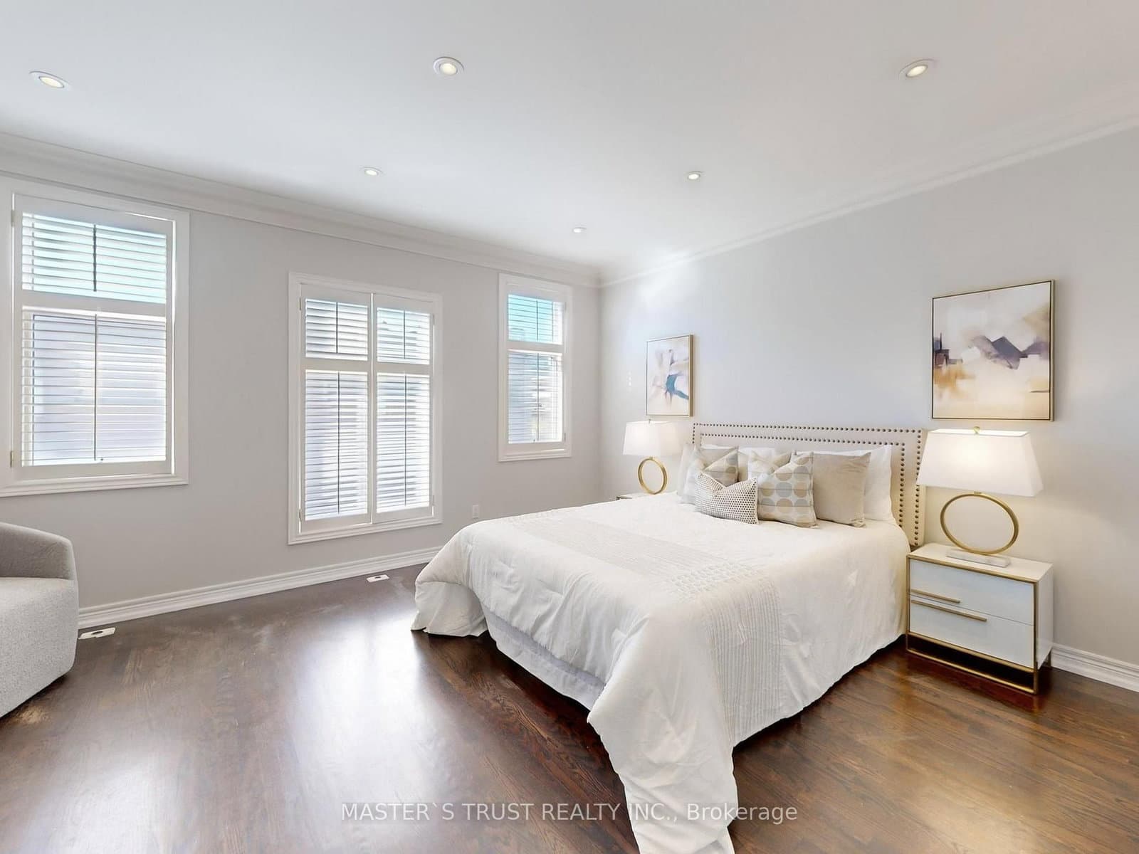 260 Russell Hill Road, Unit 11 thumbnail 21
