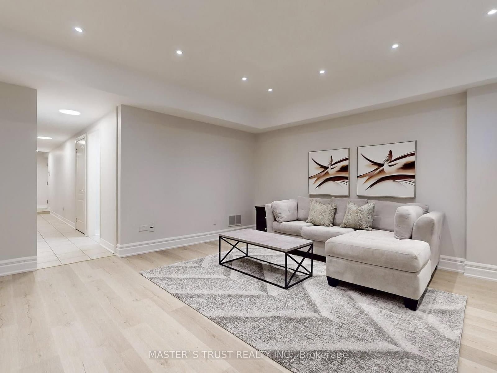 260 Russell Hill Road, Unit 11 thumbnail 22