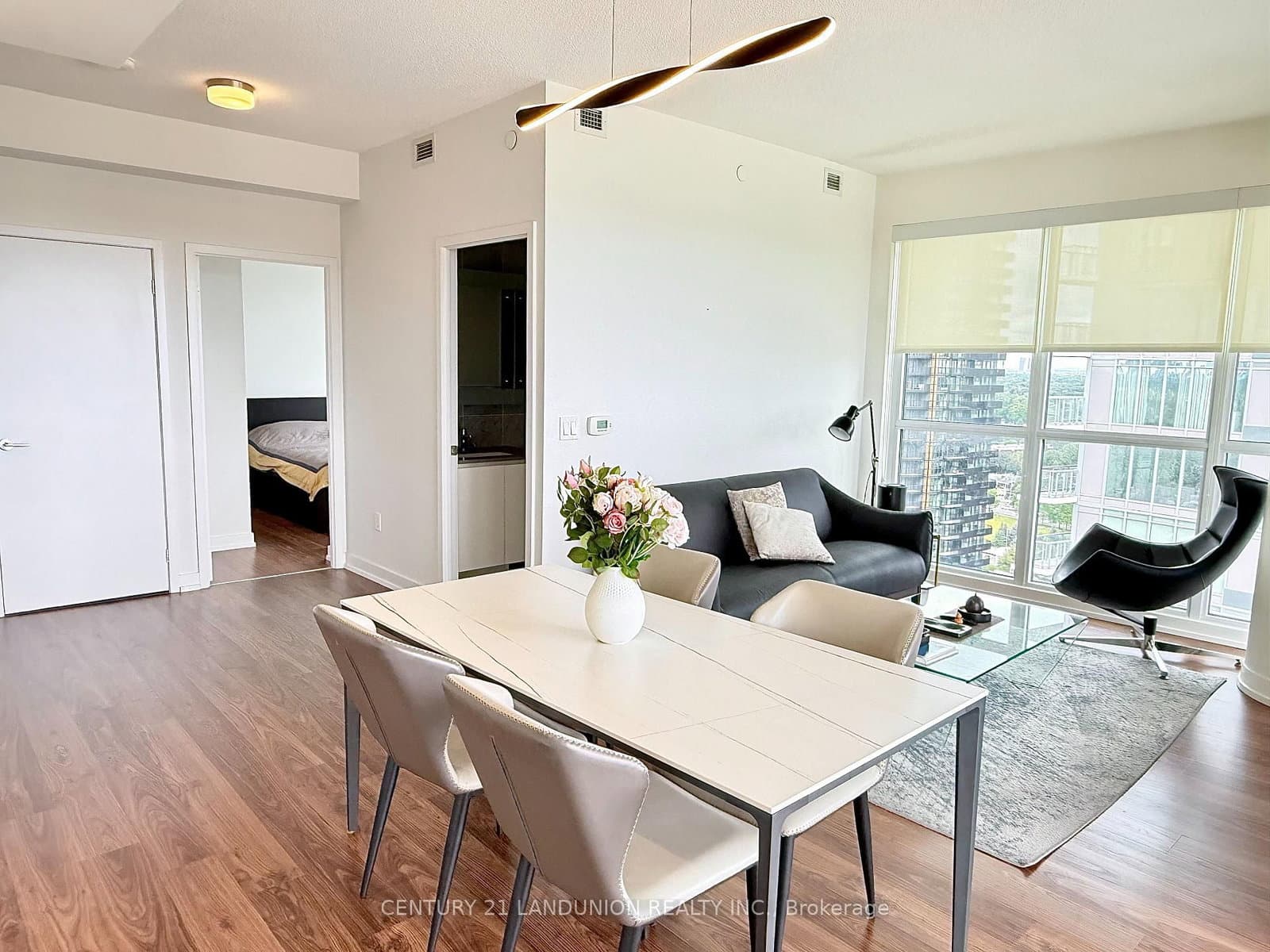 117 Mcmahon Drive, Unit 2509 thumbnail 10