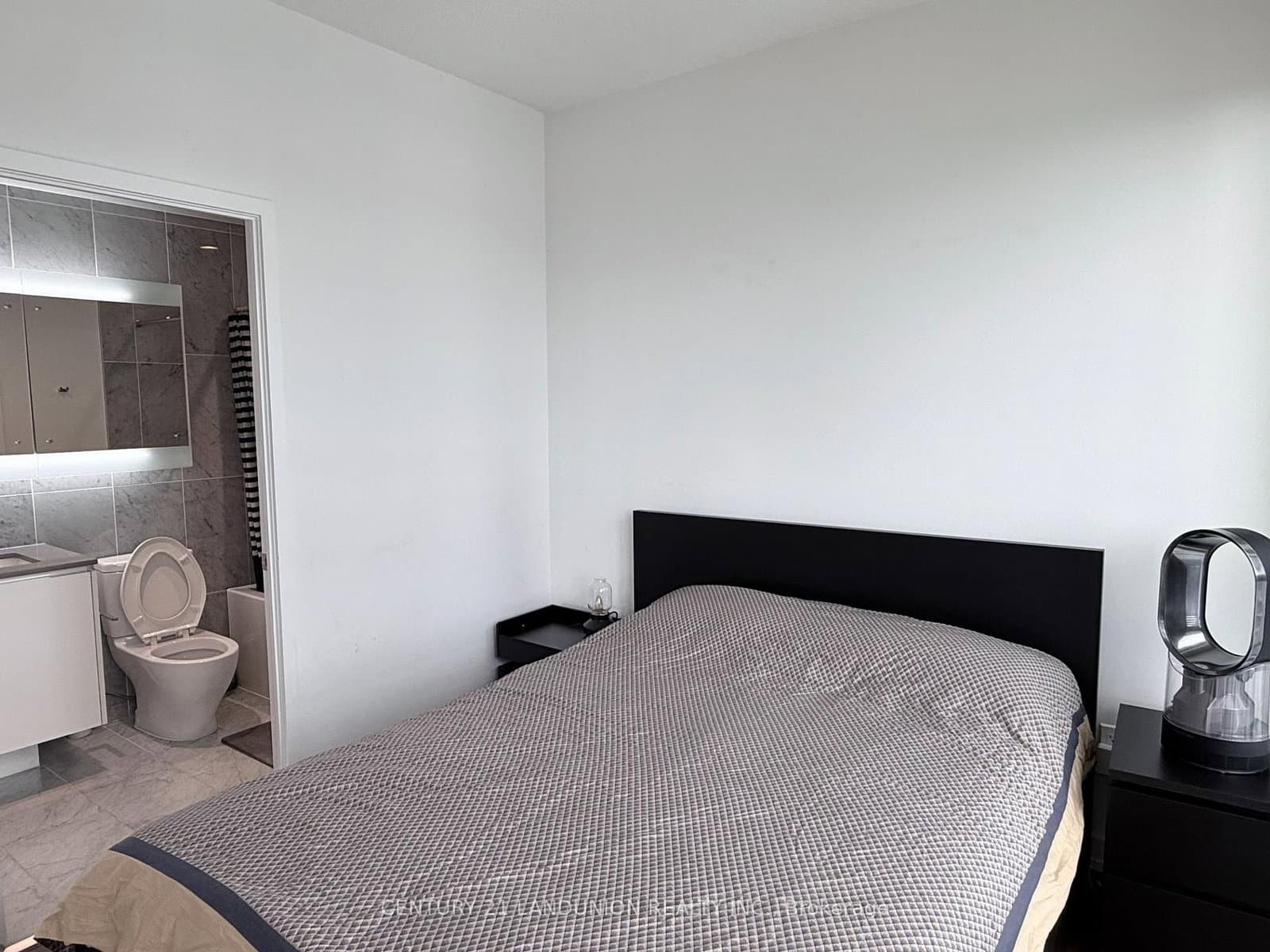 117 Mcmahon Drive, Unit 2509 thumbnail 14