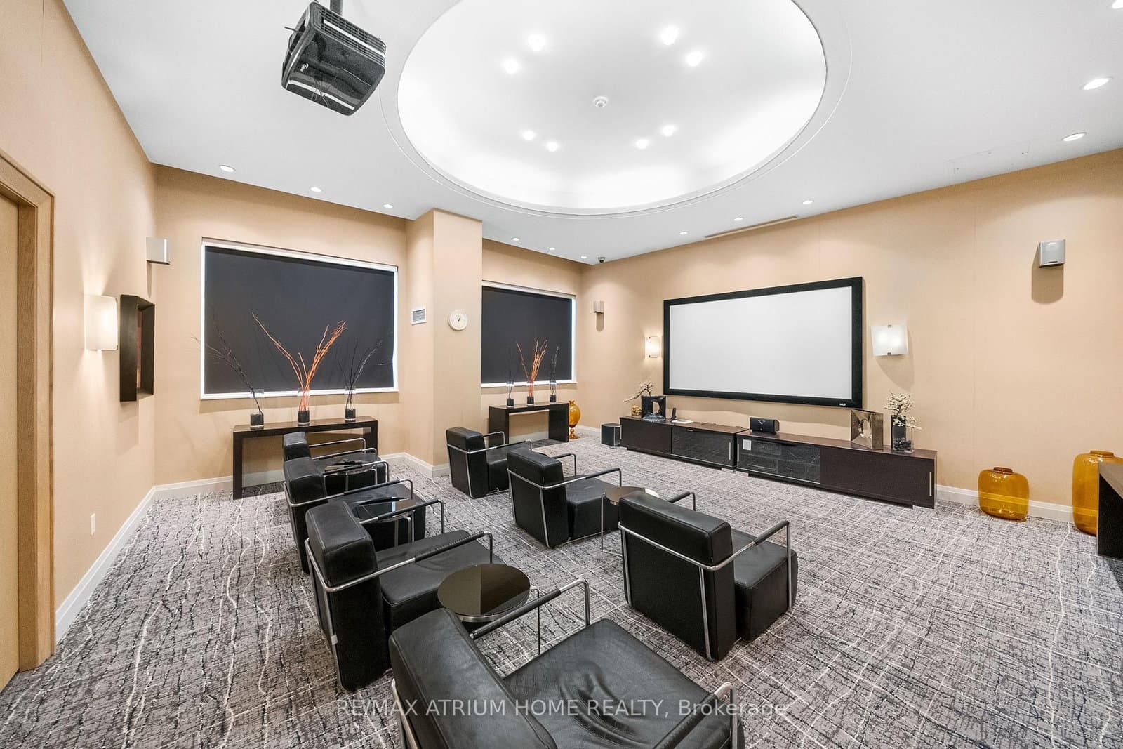 509 Beecroft Road, Unit 317 thumbnail 16