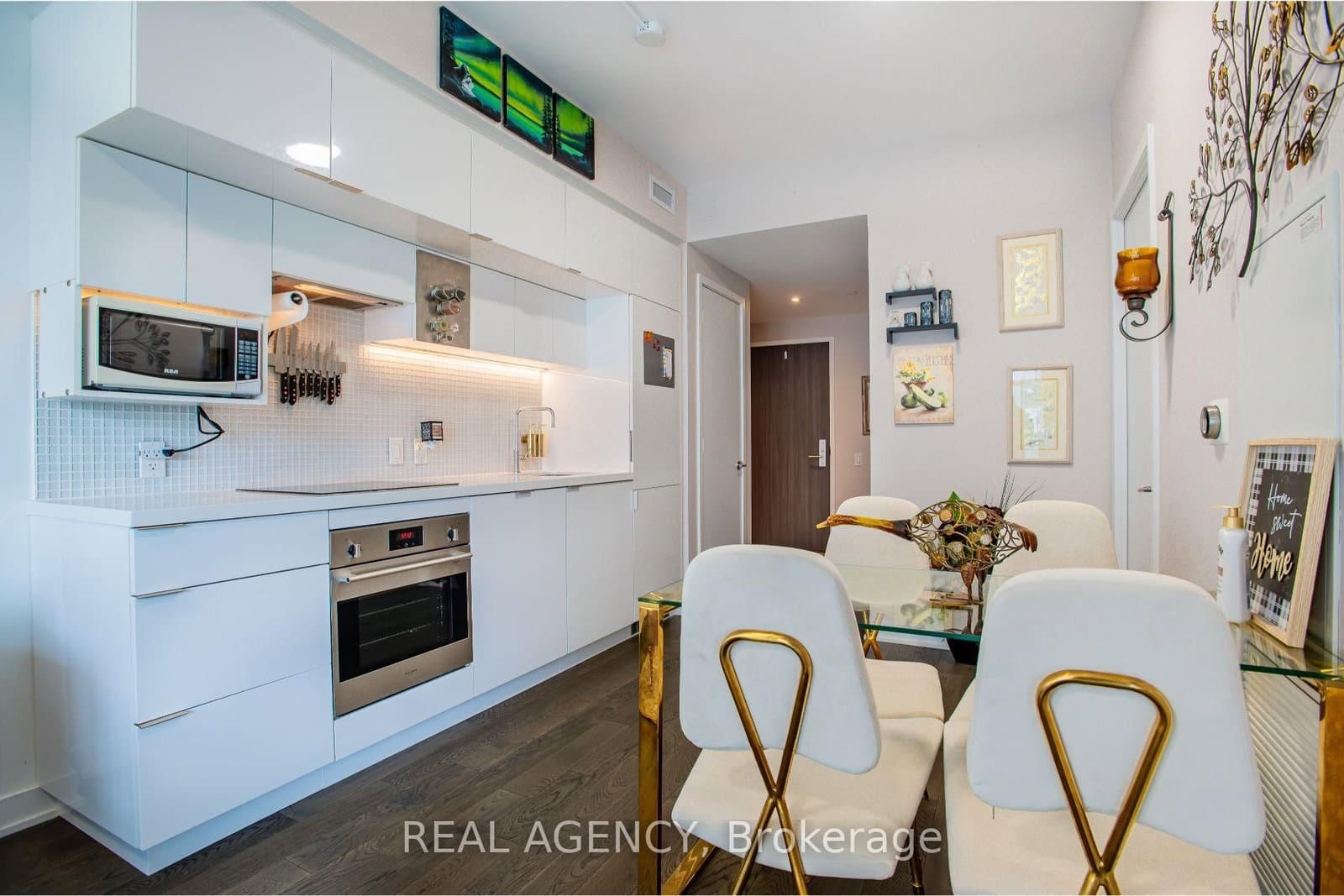185 Roehampton Avenue, Unit 2512 thumbnail 13