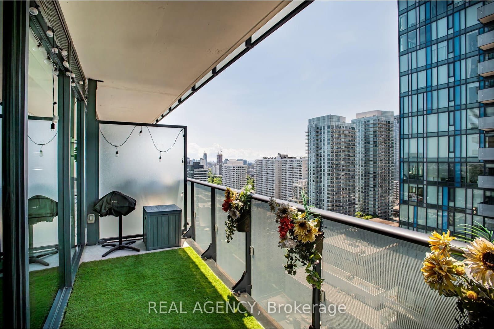185 Roehampton Avenue, Unit 2512 thumbnail 26
