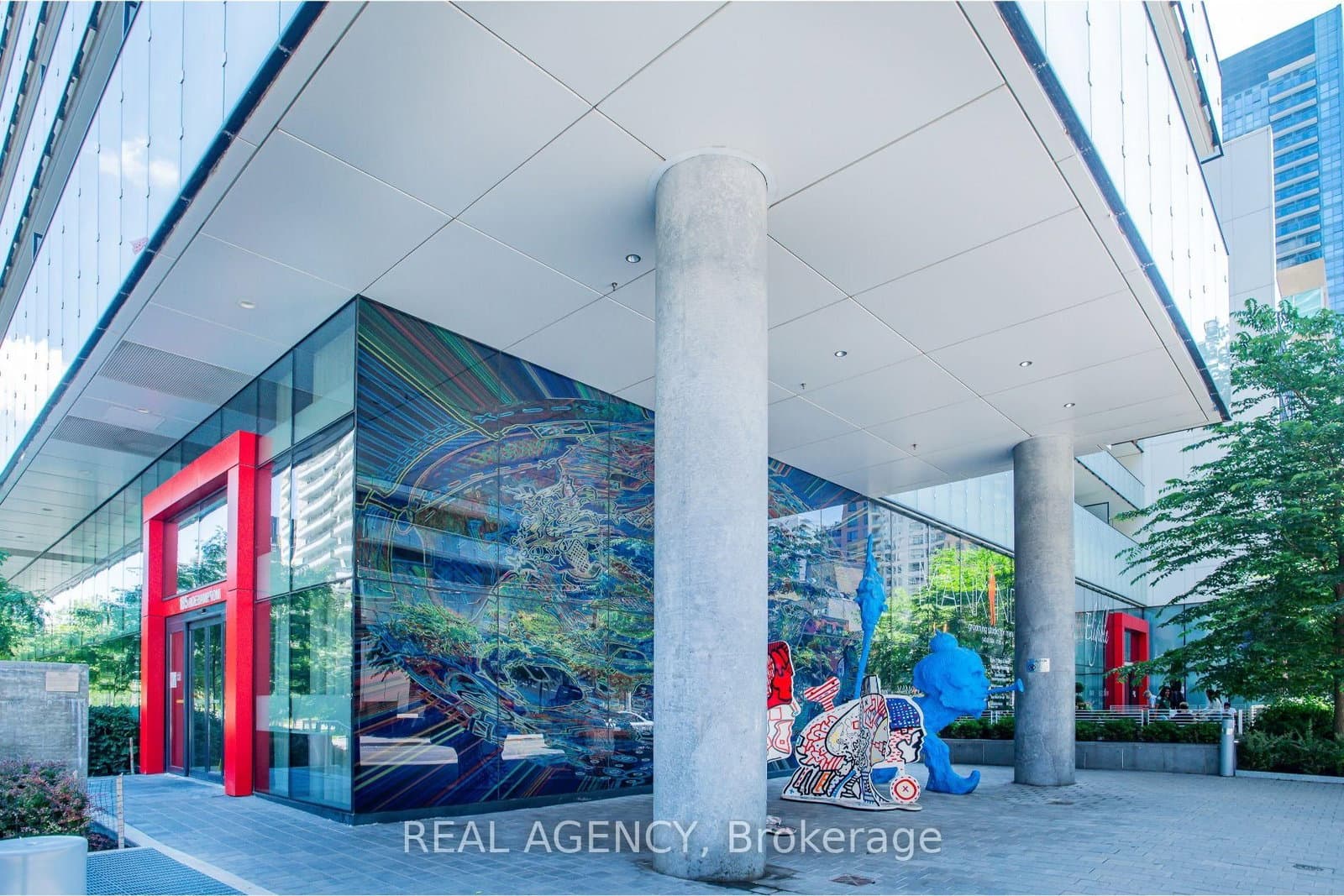 185 Roehampton Avenue, Unit 2512 thumbnail 3