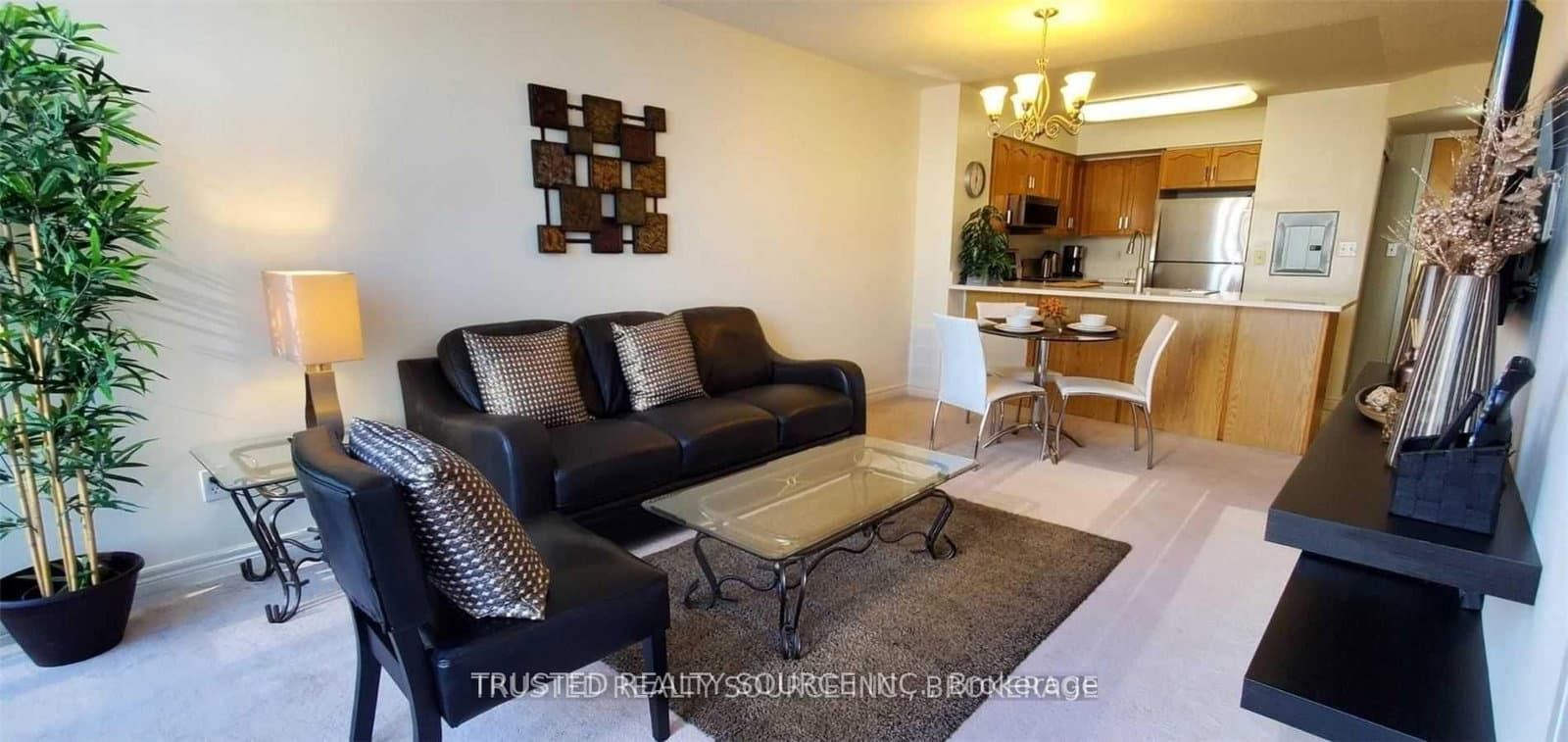43 Eglinton Avenue E, Unit 1808 thumbnail 10