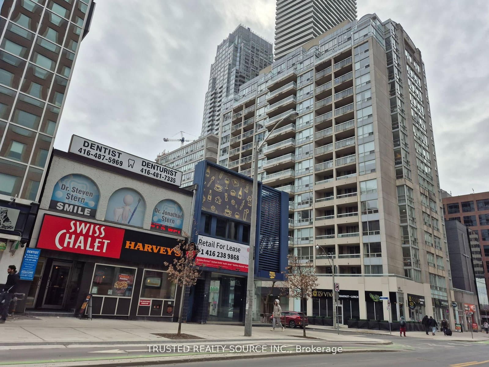 43 Eglinton Avenue E, Unit 1808 thumbnail 5