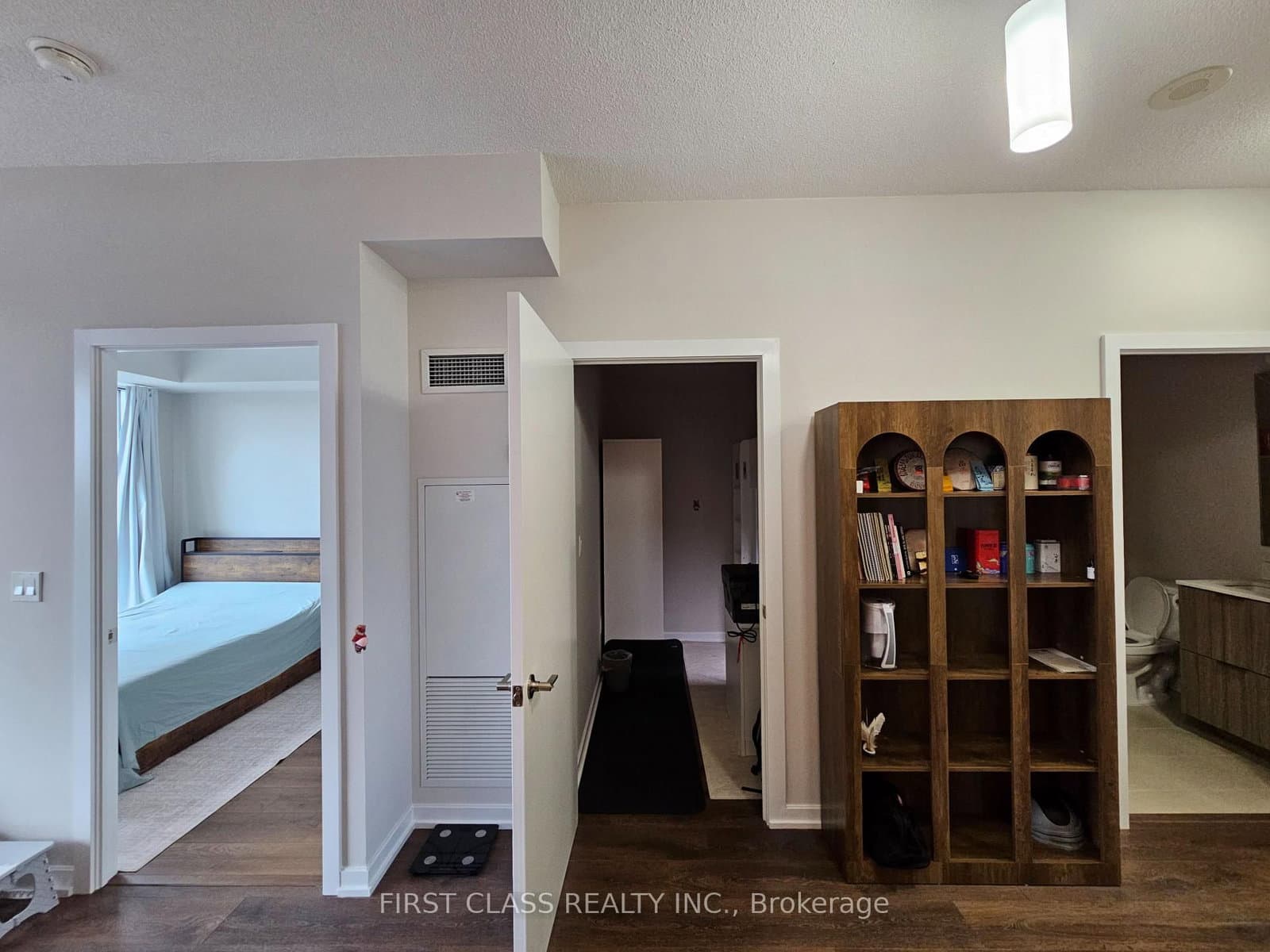 52 Forest Manor Road, Unit 418 thumbnail 5