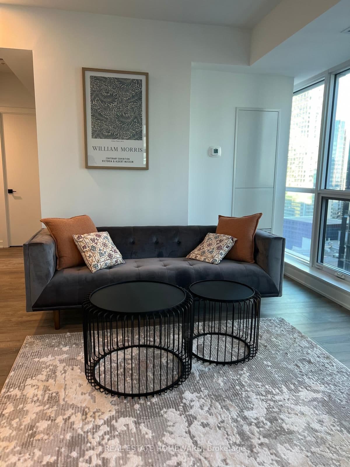 327 King Street W, Unit 2903 thumbnail 13