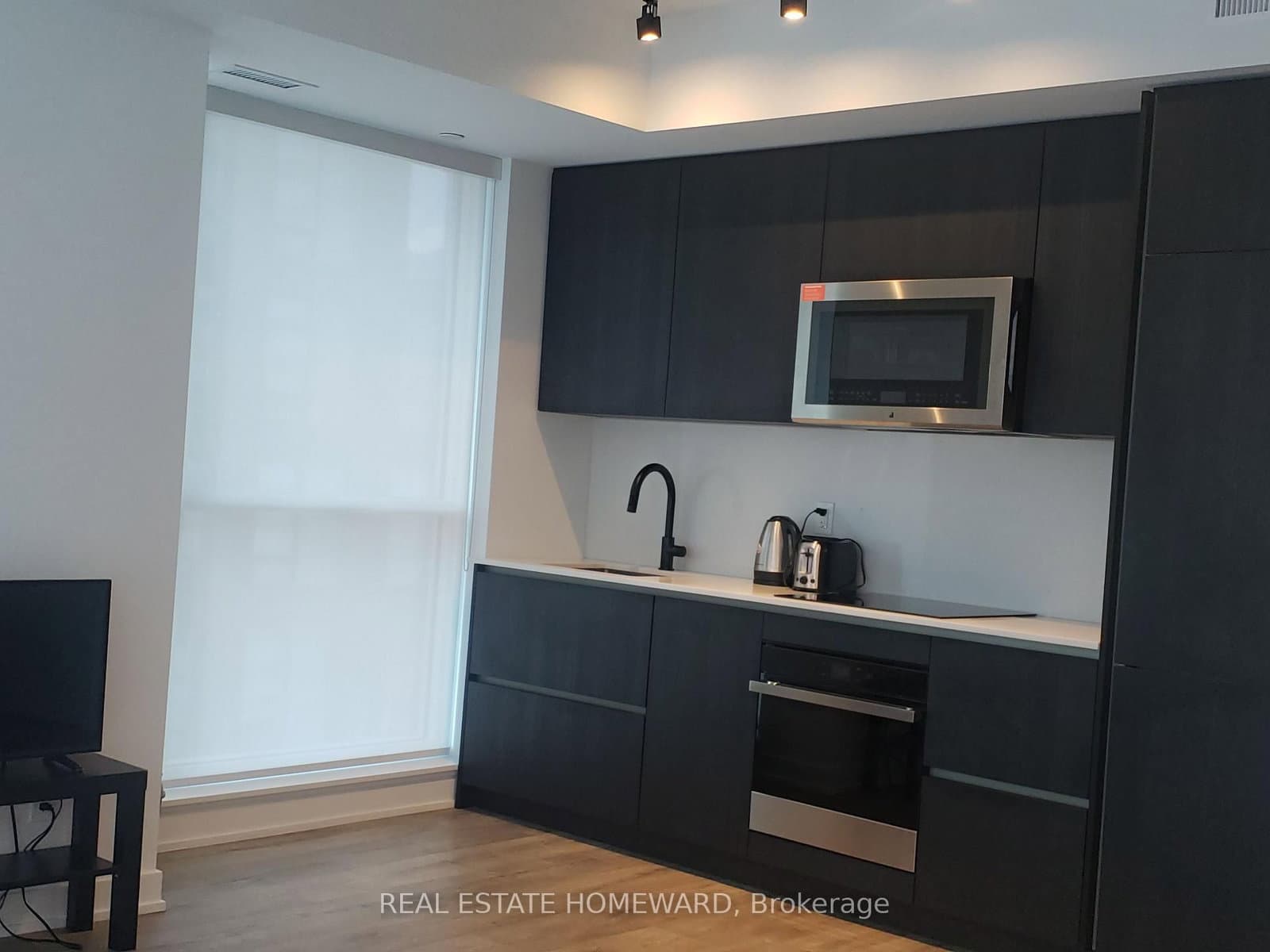 327 King Street W, Unit 2903 thumbnail 15