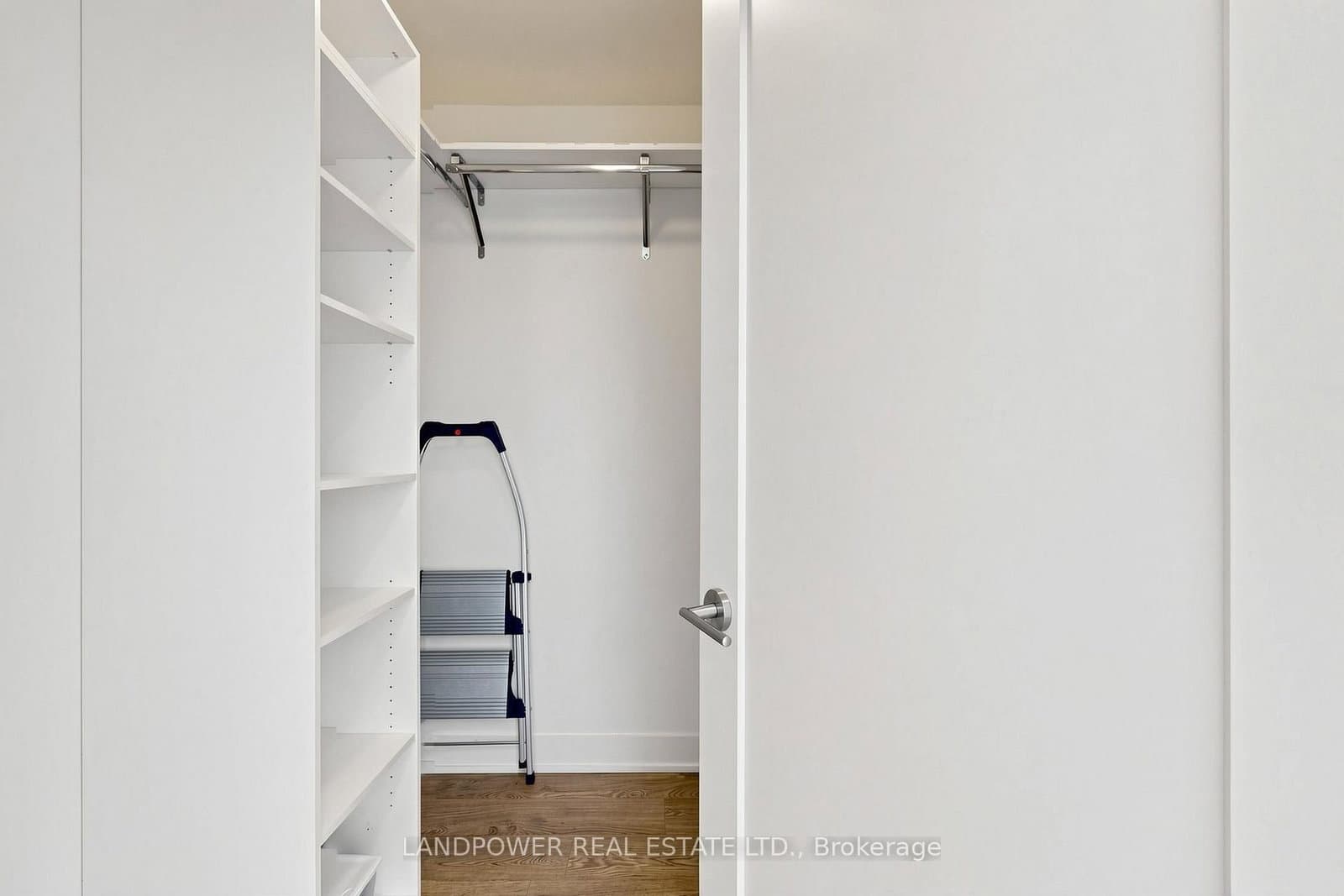 38 Cameron Street, Unit 908 thumbnail 21