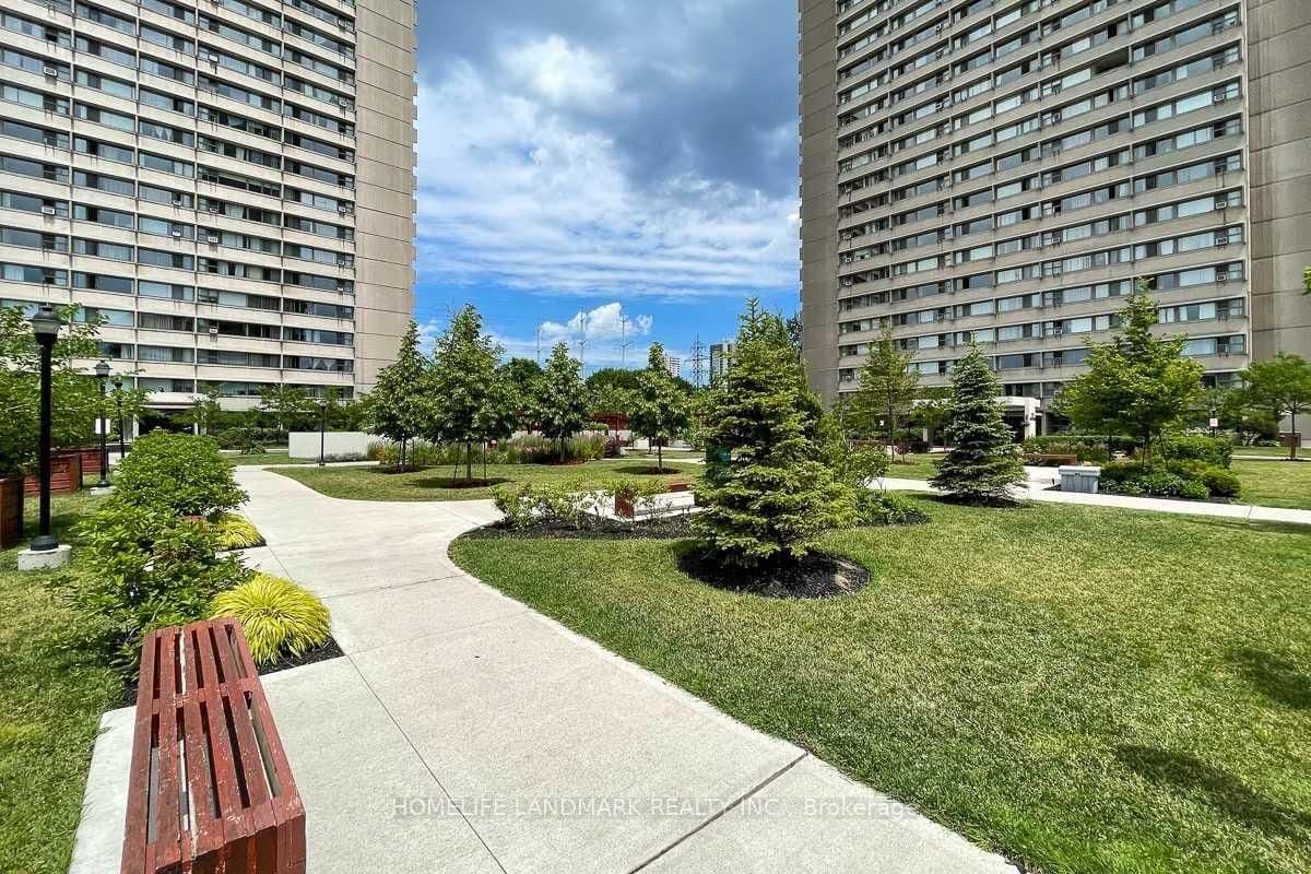 725 Don Mills Road, Unit 1103 thumbnail 2