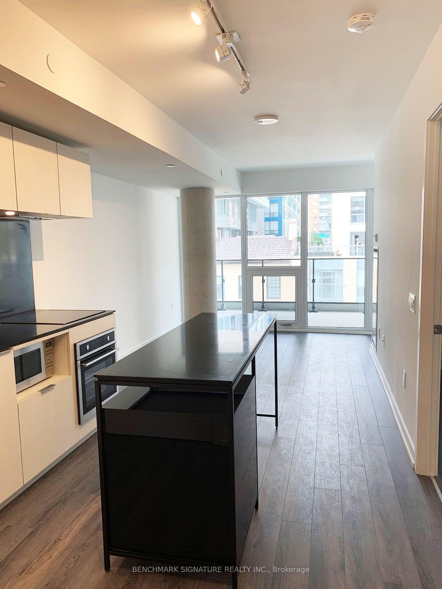77 Shuter Street, Unit 513 thumbnail 2