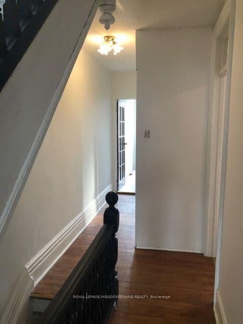 1211 College Street, Unit Upper thumbnail 10