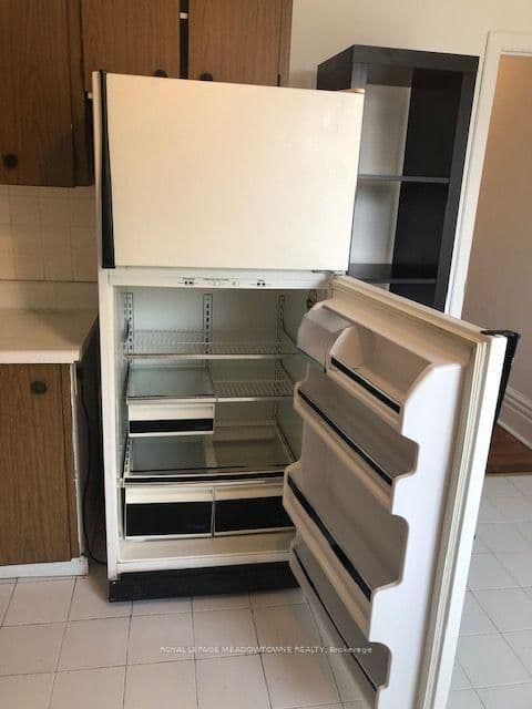 1211 College Street, Unit Upper thumbnail 15