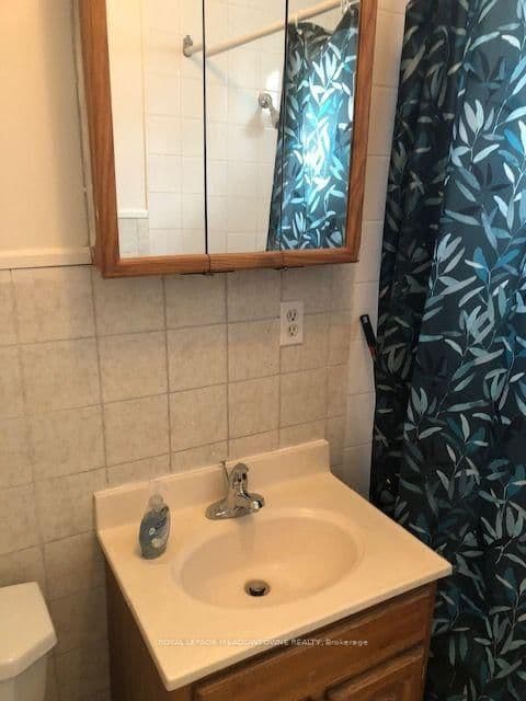 1211 College Street, Unit Upper thumbnail 21