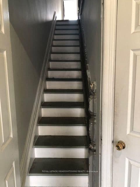1211 College Street, Unit Upper thumbnail 6