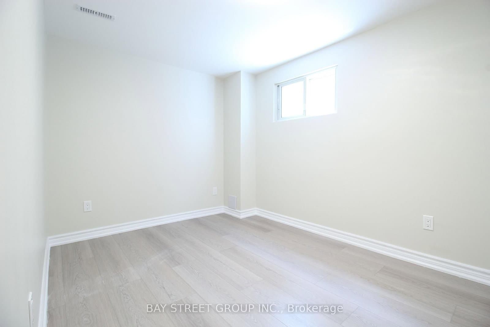 117 Pindar Crescent, Unit Basement thumbnail 18
