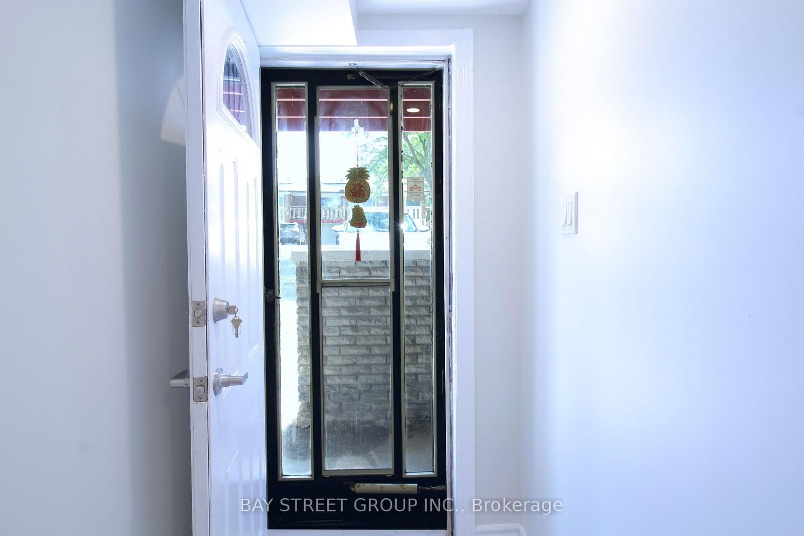 117 Pindar Crescent, Unit Basement thumbnail 3