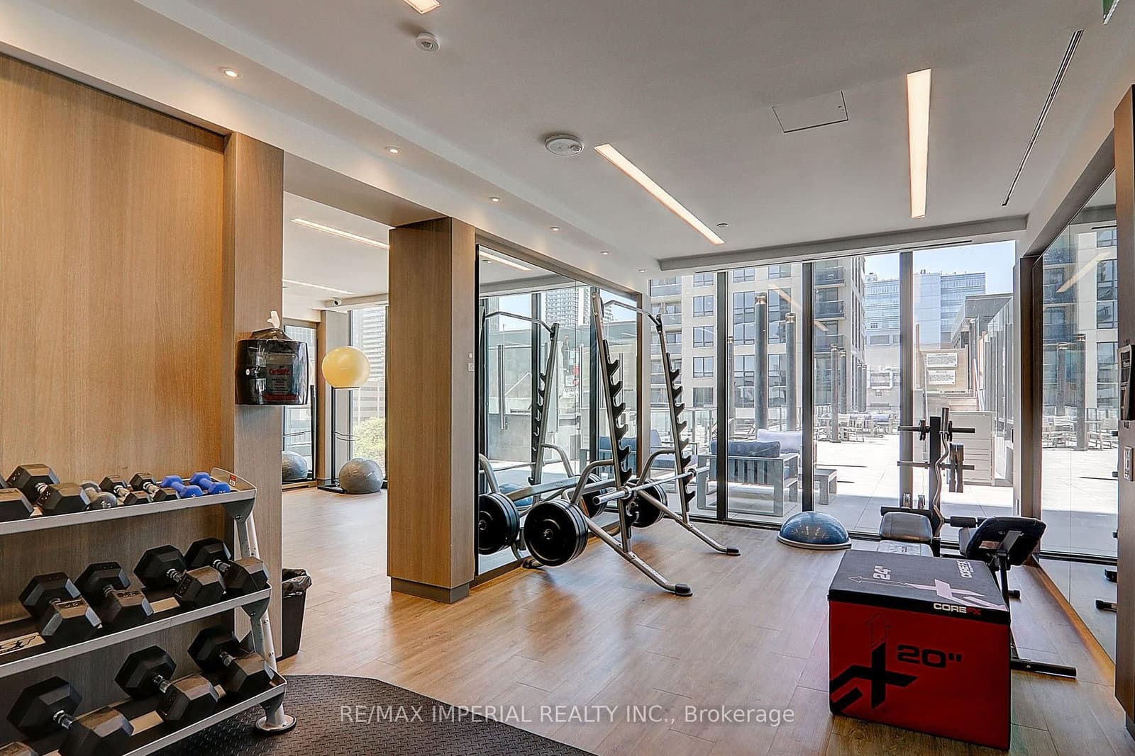 77 Shuter Street, Unit 710 thumbnail 42