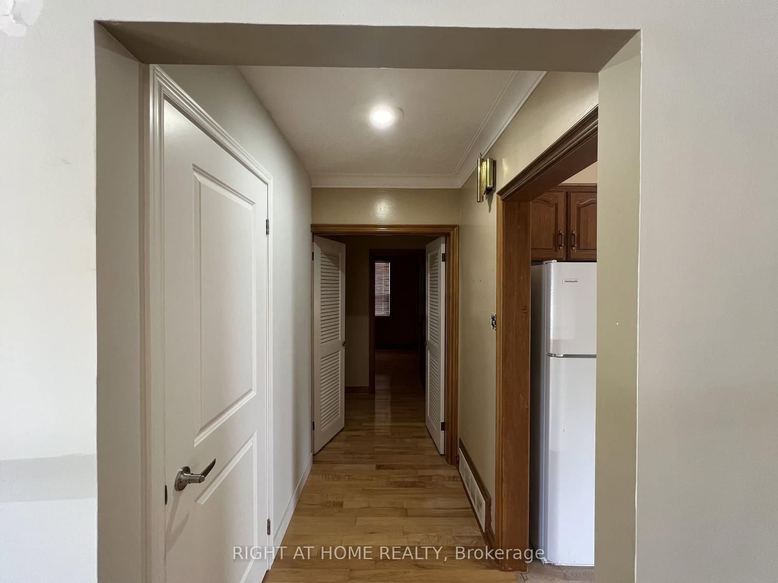 9 Dewlane Drive, Unit Main Floor thumbnail 10