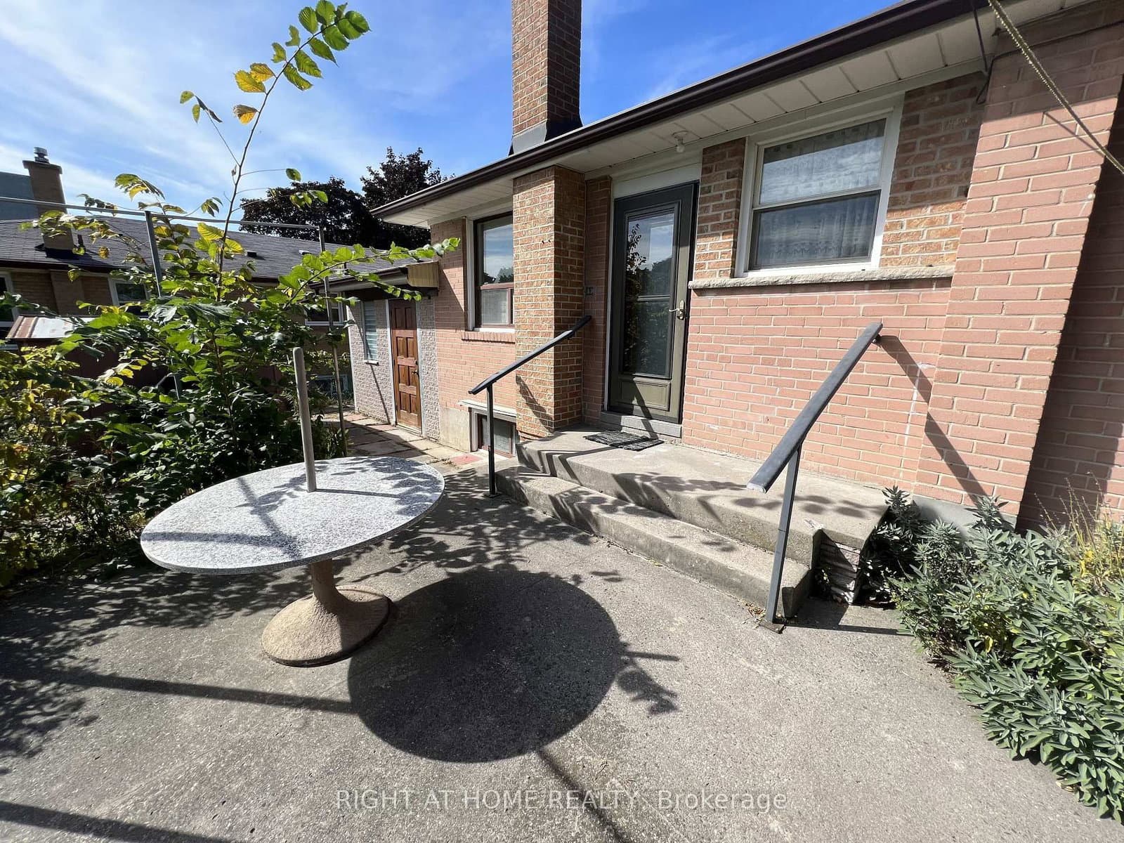 9 Dewlane Drive, Unit Main Floor thumbnail 18