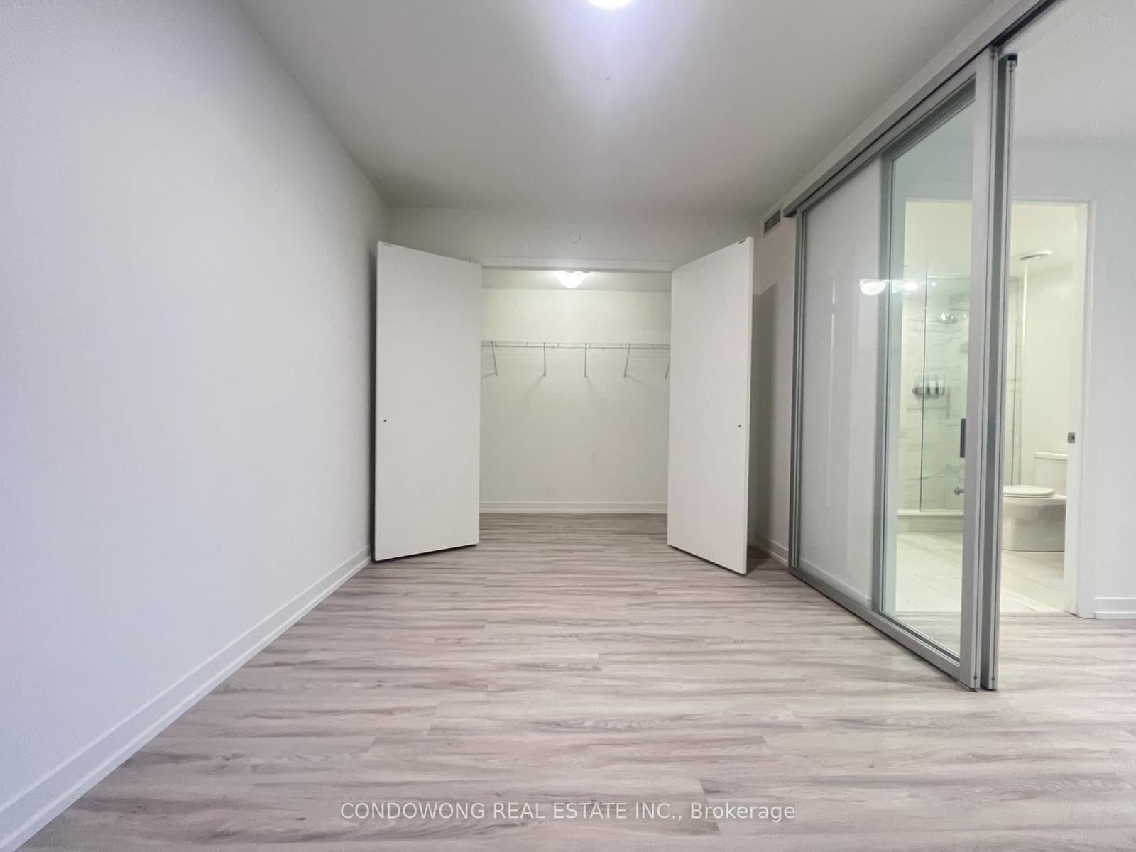 55 Cooper Street, Unit 7310 thumbnail 9