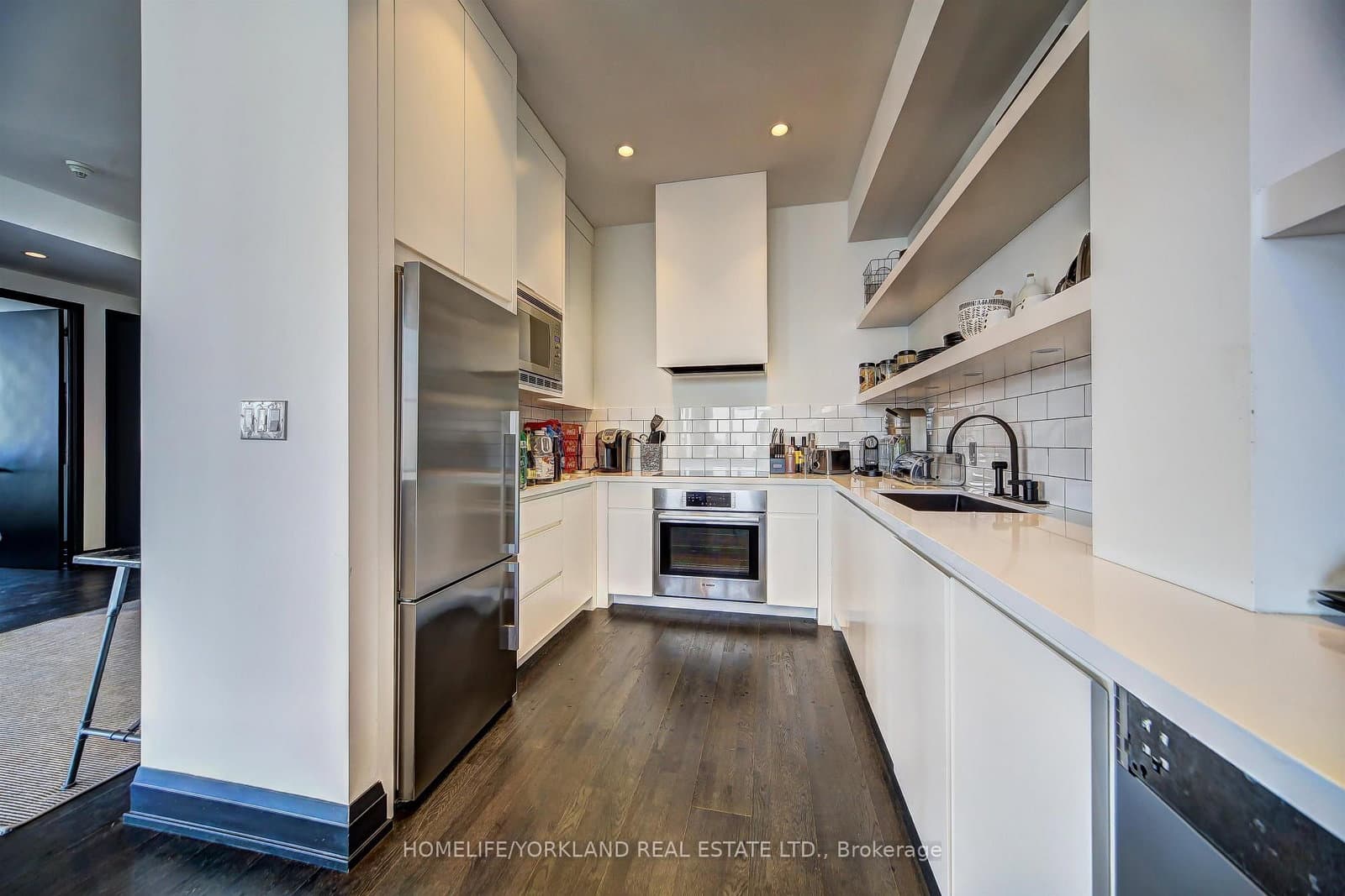 10 NW Navy Wharf Court NW, Unit PH02 thumbnail 19
