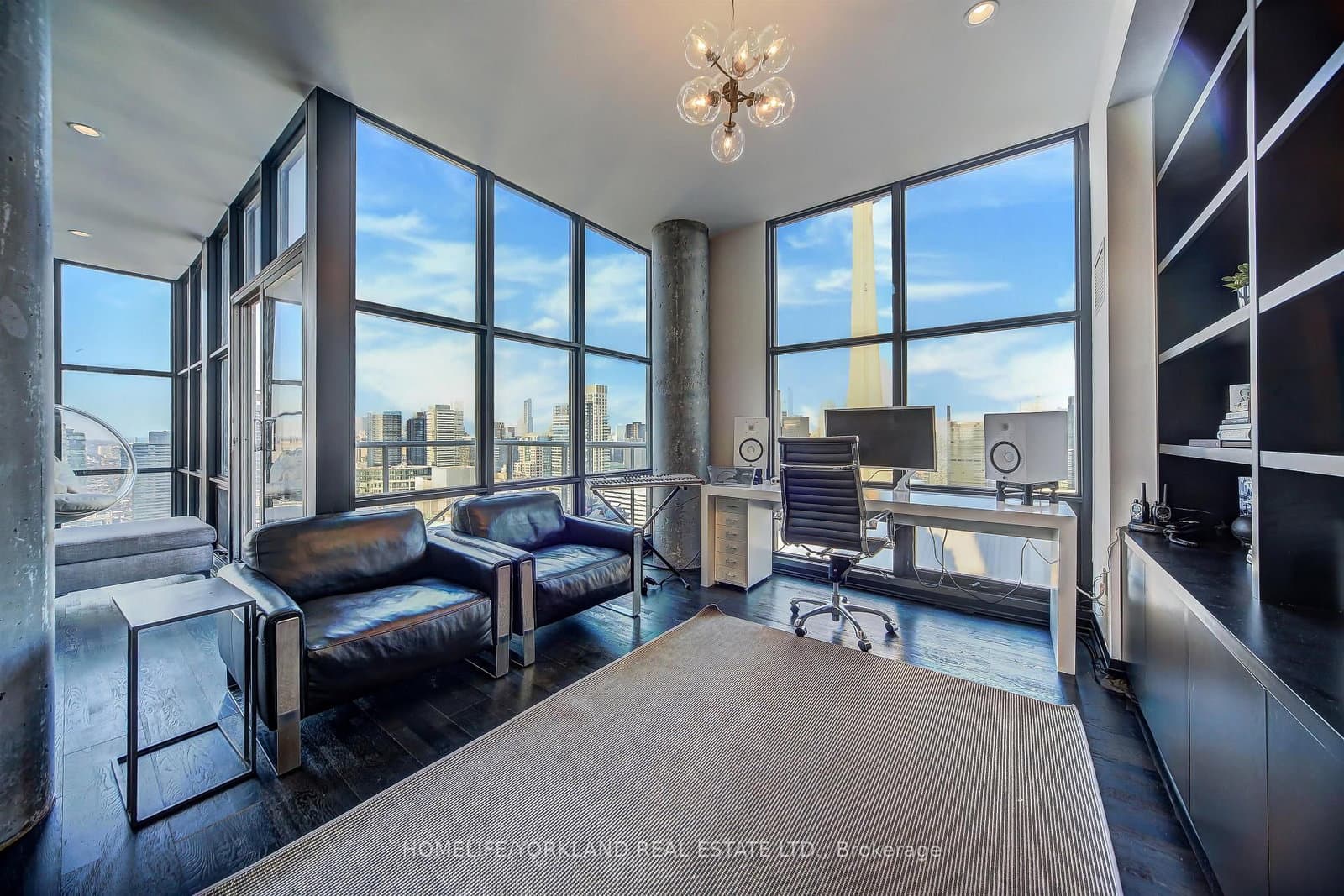 10 NW Navy Wharf Court NW, Unit PH02 thumbnail 6