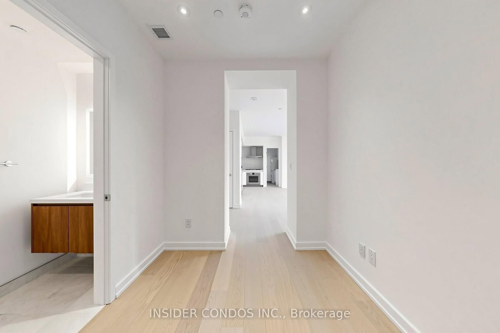 1315 Bay Street, Unit 1703 thumbnail 40