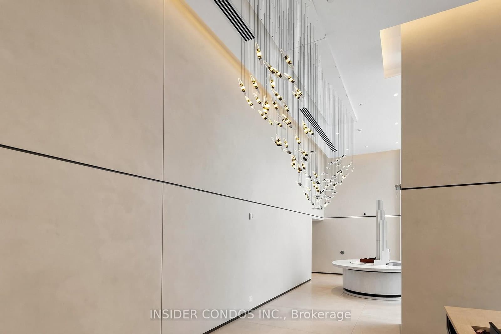 1315 Bay Street, Unit 1703 thumbnail 5