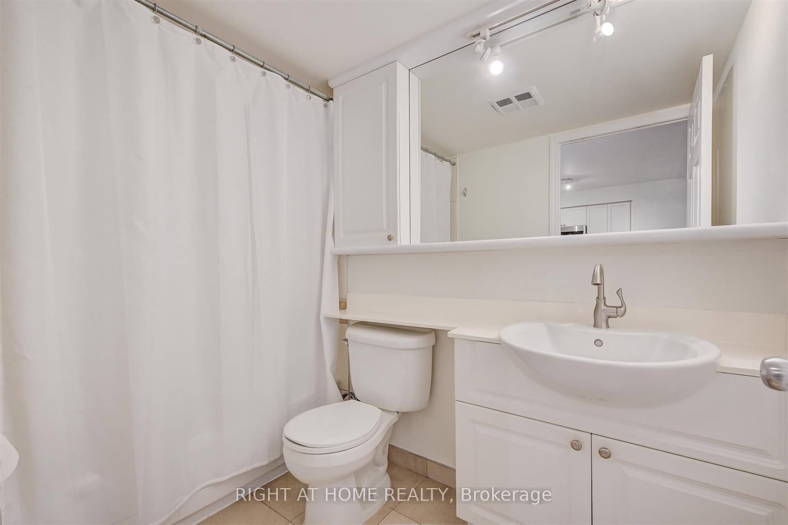 388 Bloor Street E, Unit 507 thumbnail 10