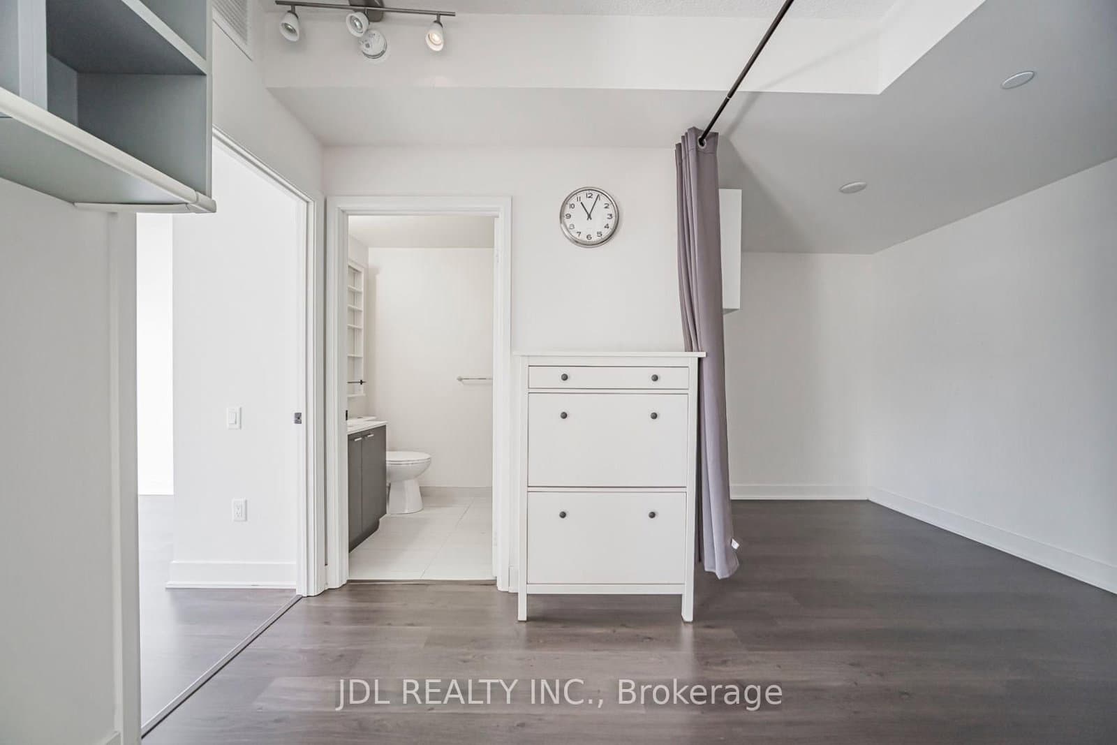 30 Roehampton Avenue, Unit 2309 thumbnail 11