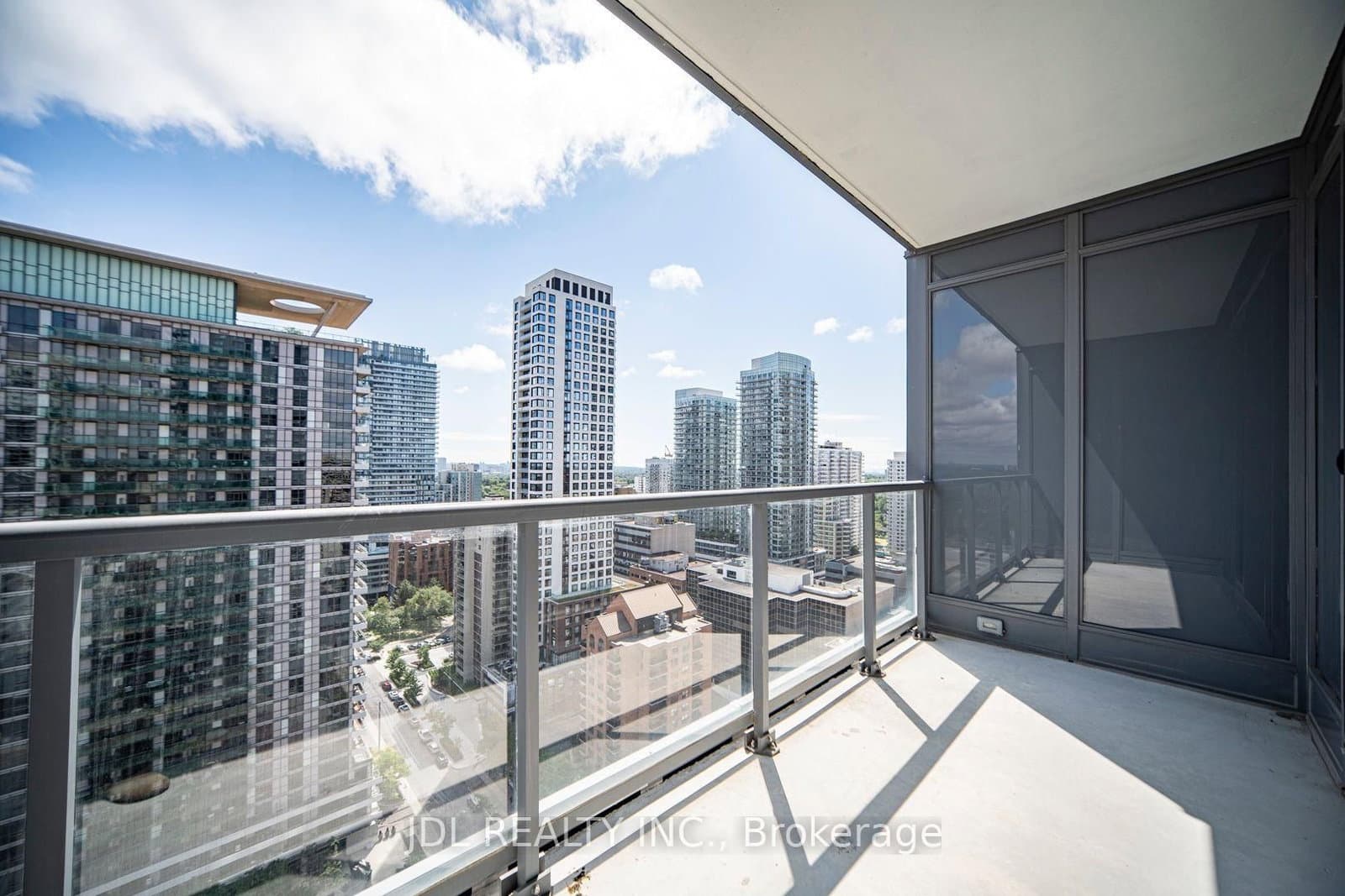 30 Roehampton Avenue, Unit 2309 thumbnail 16